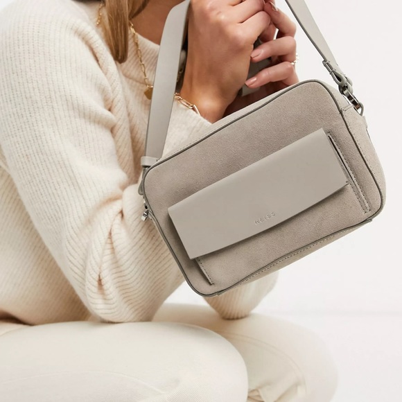 Reiss Archie Leather Crossbody Bag - Picture 3 of 15